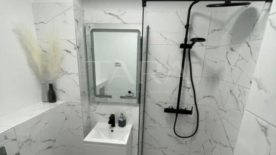 Apartament cu 1 cameră, complet renovat, ideal pentru investiție. - Poză 7