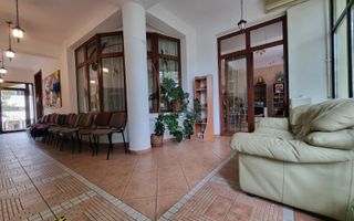 DE INCHIRIAT VILA  D+P+1+2 + CURTE | ZONA PARCUL CAROL - Poză 3