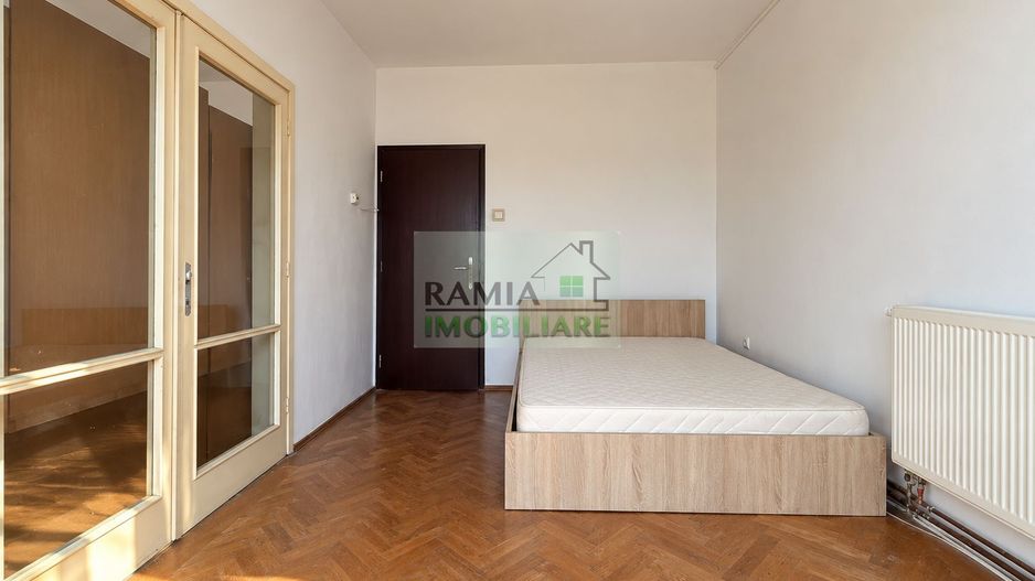 Apartament 2 camere decomandat, parcare, Tractorul - Poză 5