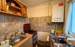 Garsoniera de vanzare, etaj intermediar, zona Republicii - Poză 3