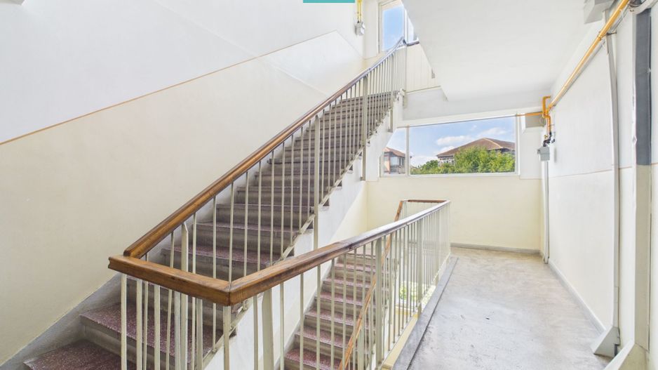 Apartament cu 3 camere, zona Soarelui - Poză 12
