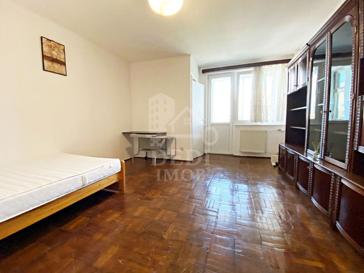 Apartament cu 1 camera de vanzare zona Decebal, Oradea - Poză 2