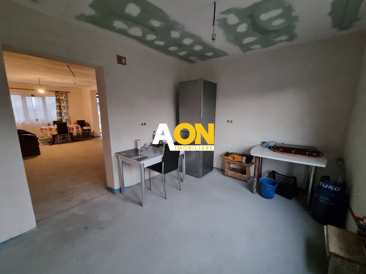 Casa Individuala 6 Camere, Zona Barabant - Poză 8