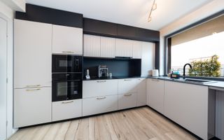 Penthouse superb, 3 camere+parcare subterana ,203 mp-Coresi - Poză 18