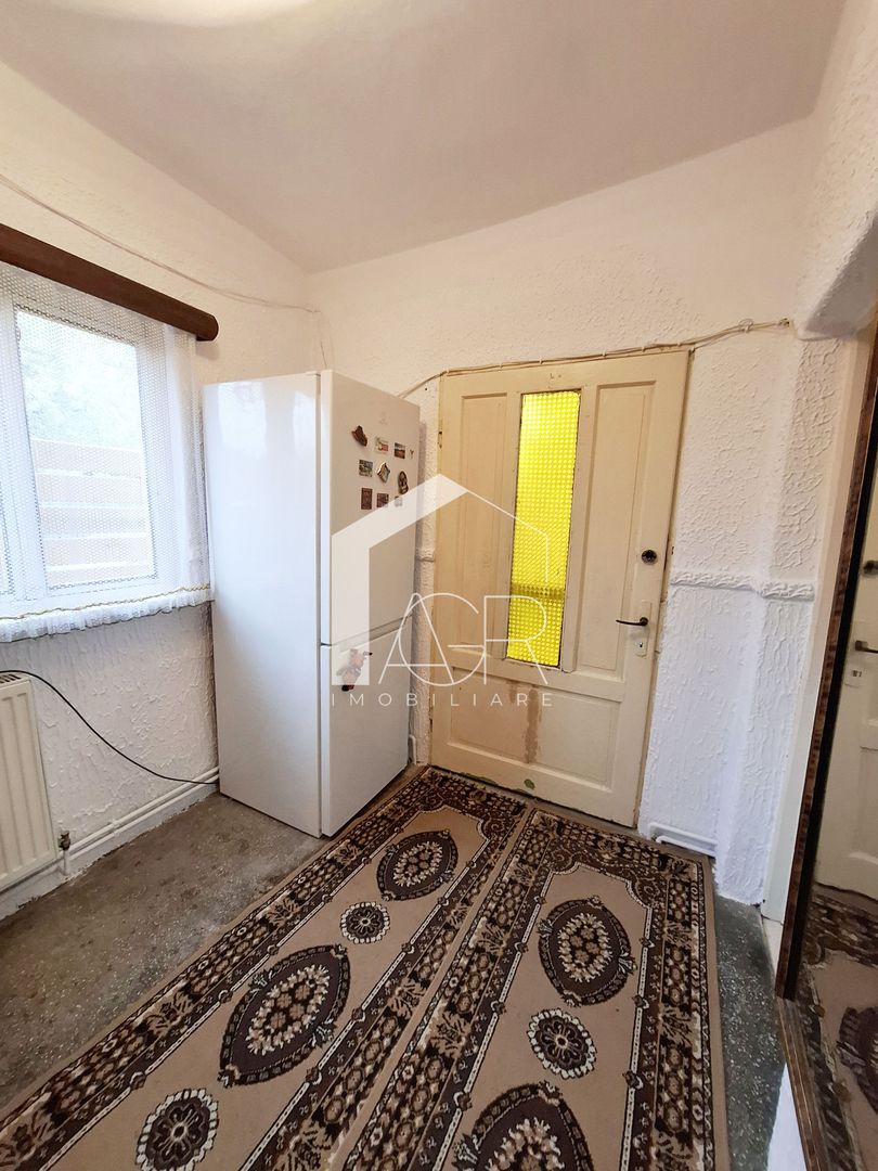 Casa cu 3 camere, zona Mihai Bravu - Poză 12