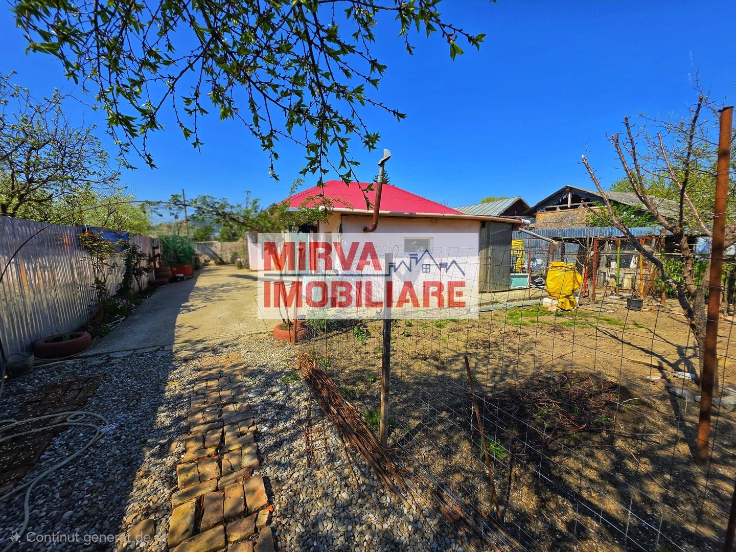 Casă 4 camere, 685 mp teren, renovată 2011 – Mănești, Zalhanaua - Poză 5