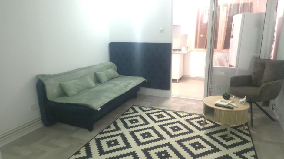 Garsoniera zona Grivitei / regim hotelier - Poză 10