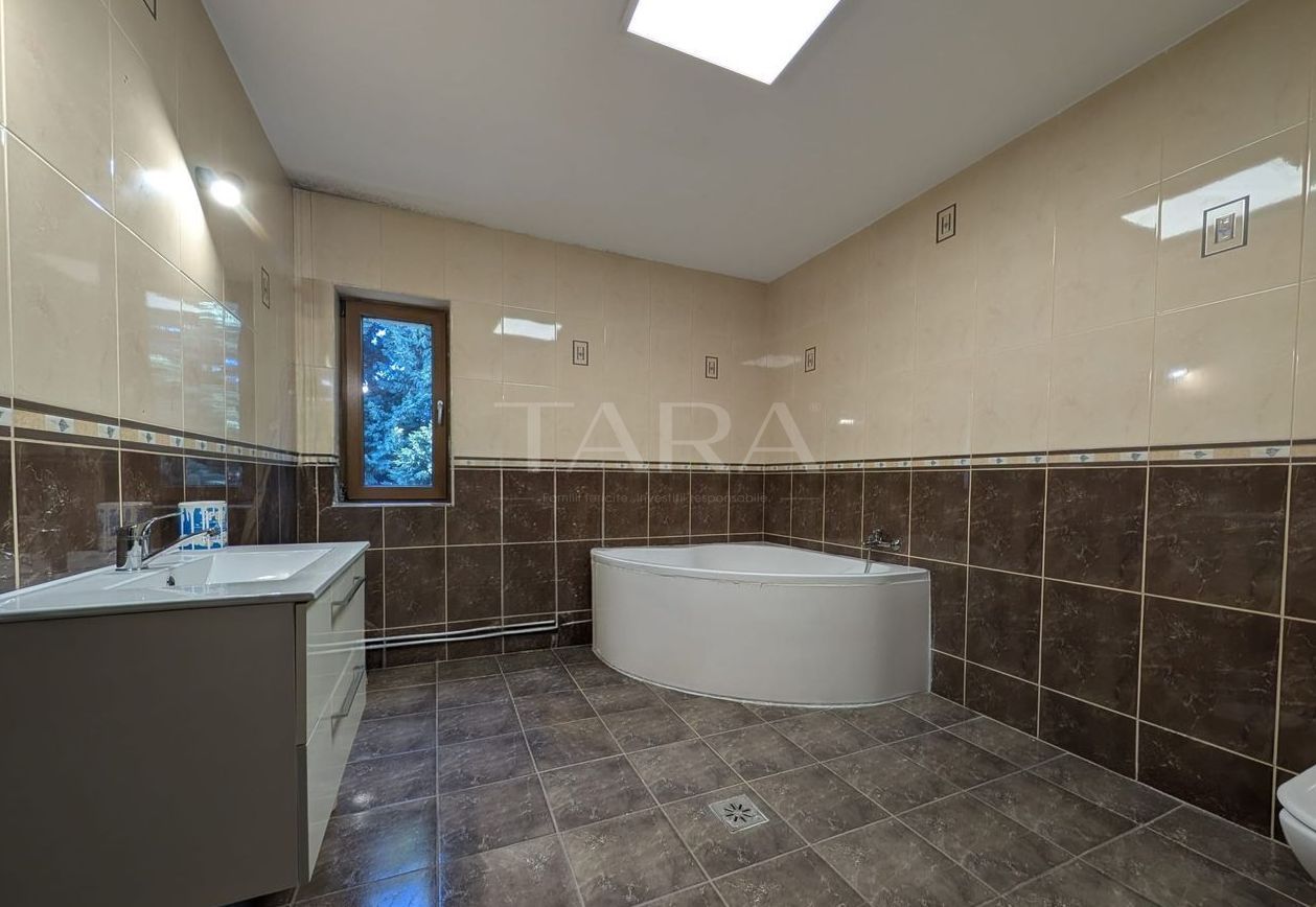 Apartament 4 camere, Cluj-Napoca, etaj 2, decomandat, 3 balcoane. - Poză 7