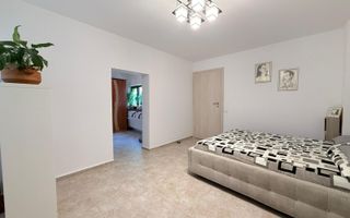 Casa renovata integral | acces auto in curte | Centrala proprie - Poză 6