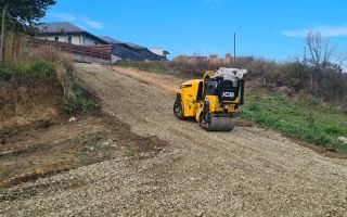 De vanzare teren Valea Adanca 1 km de Aleea Tudor Neculai Cug - Poză 3