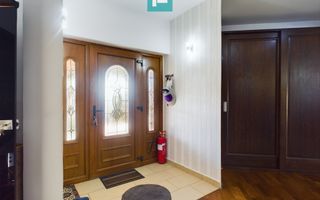 Casă pe Strada Oituz - Poză 13