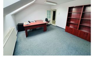 De inchiriat cladire comerciala potential P+M Gradiste Arad - Poză 30