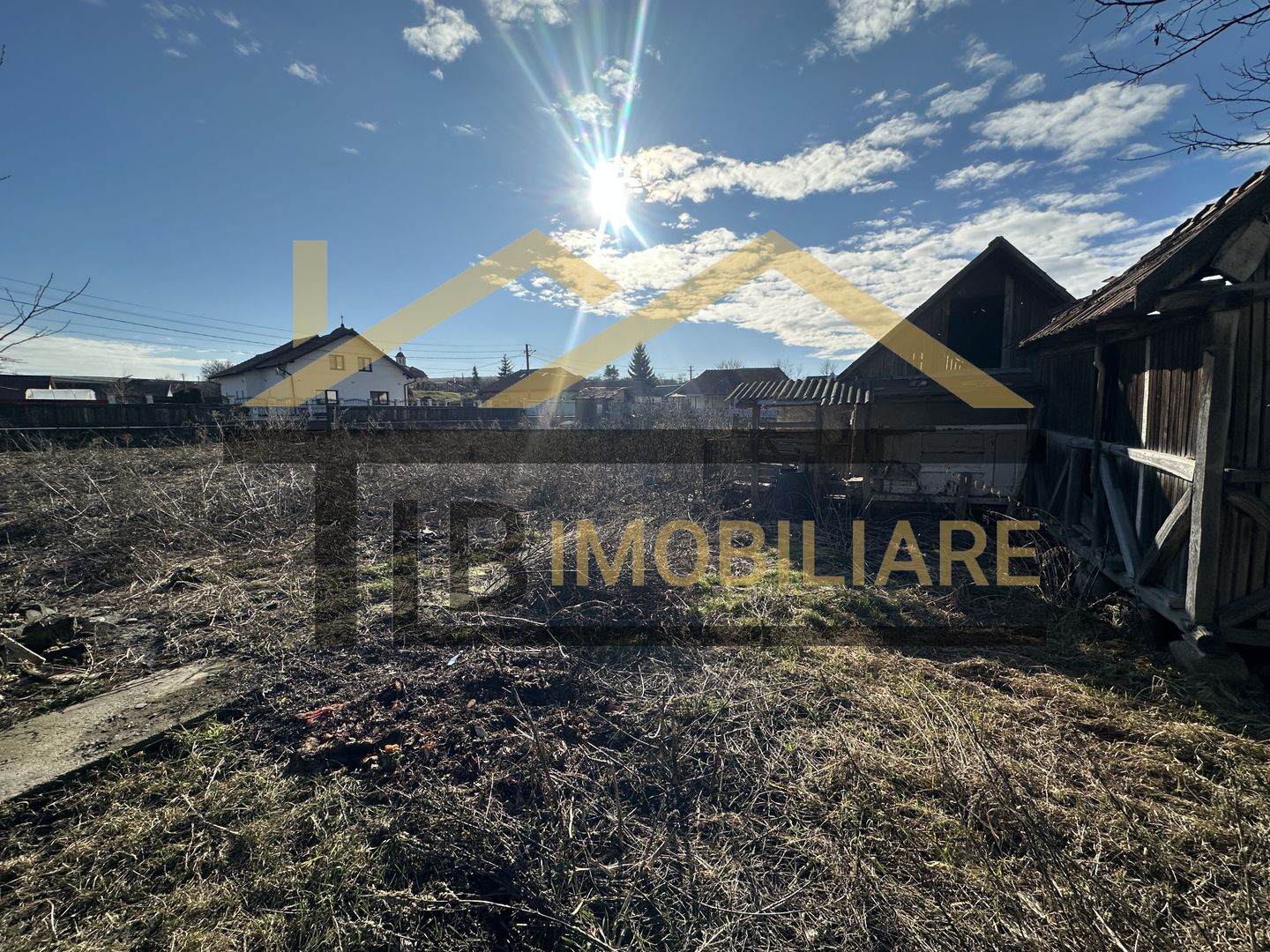 Casa de vanzare 4 camere, 2240mp teren, Zona Raciu - Poză 4