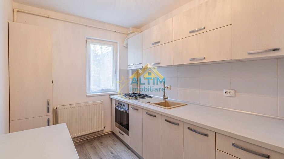 Apartament cu 2 camere, cartier Astra - Poză 3