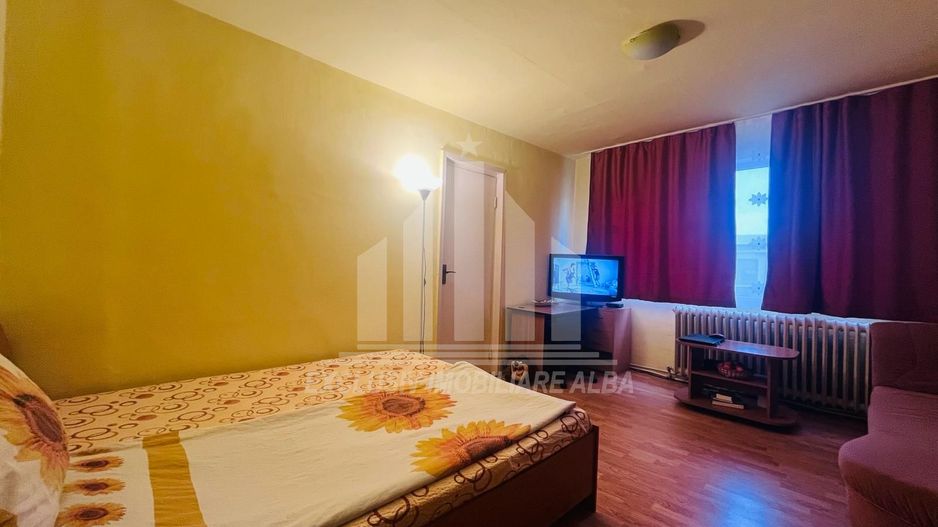 Apartament cu 2 camere, Cetate - Poză 4
