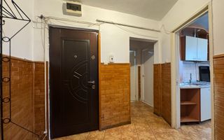 Apartament cu 2 camere decomandate, etaj intermediar, Cetate - Poză 4
