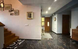 Vila deosebita cu 5 camere pe o strada privata in Borhanci - Poză 7