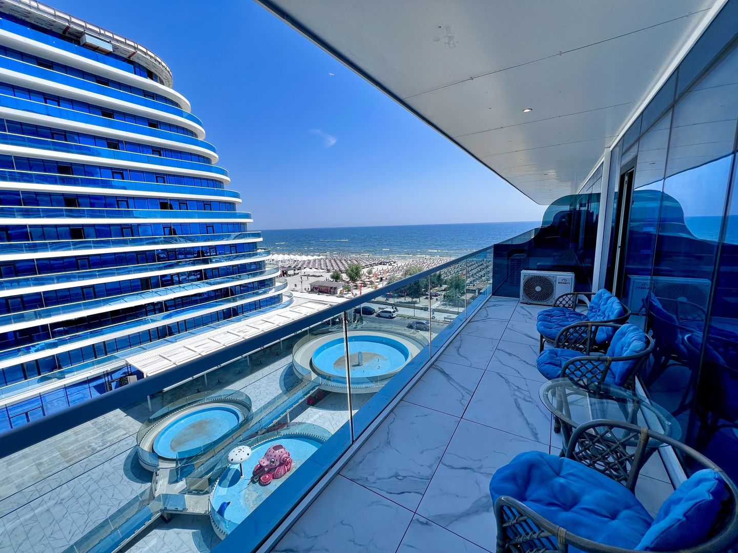 Apartament 3 Camere,  White Titanic Luxury , vedere la mare - Poză 16