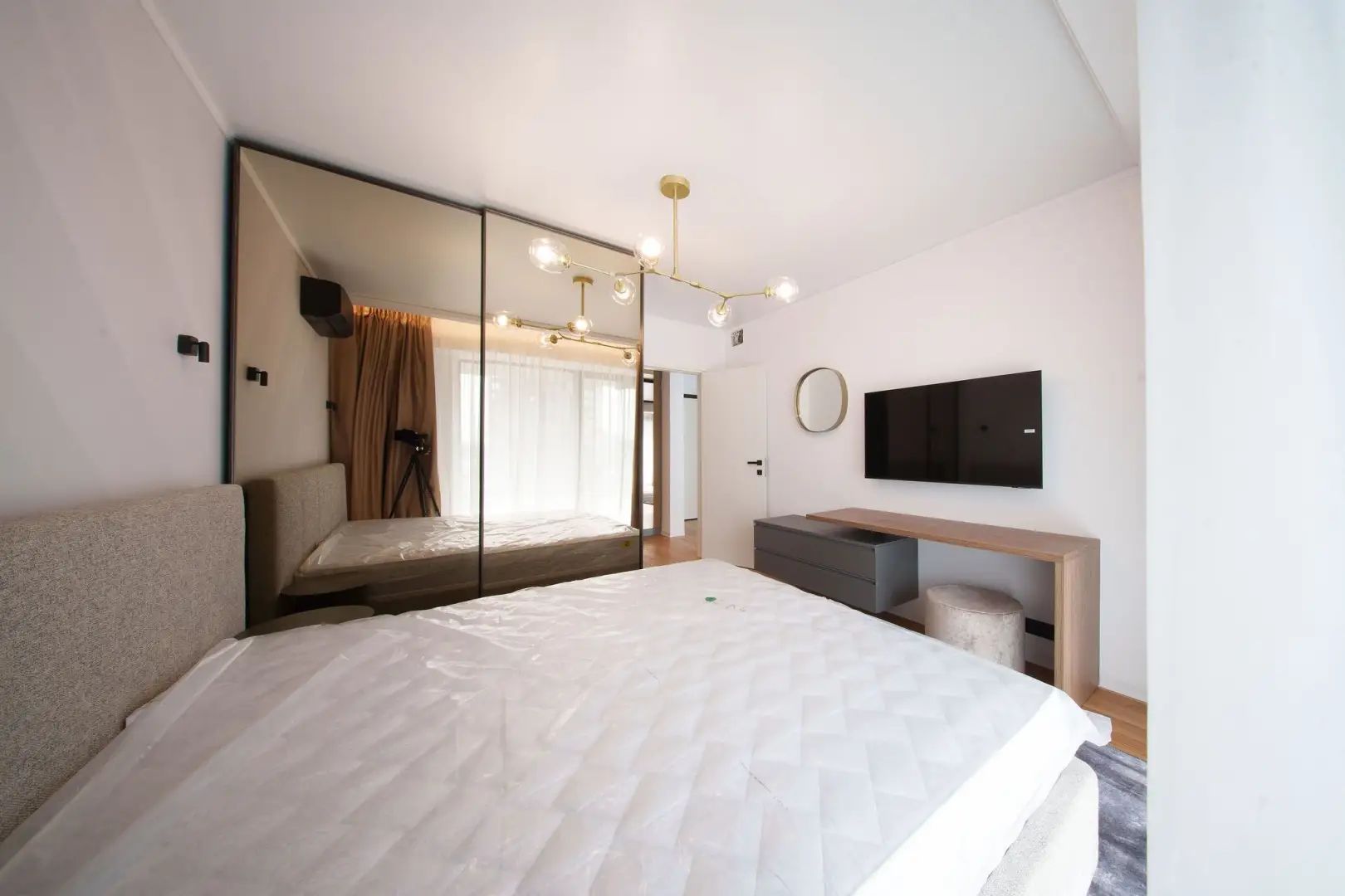 Apartament cu 2 camere de închiriat în Yacht Kid - Poză 8