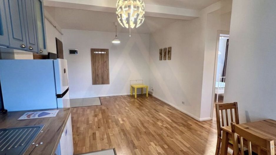 Apartament modern 54 mp utili 2 balcoane si parcare Calea Surii Mici - Poză 2