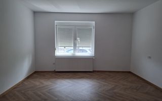 Casa renovata total- zona Calea Poplacii cu teren de 454 mp - Poză 14