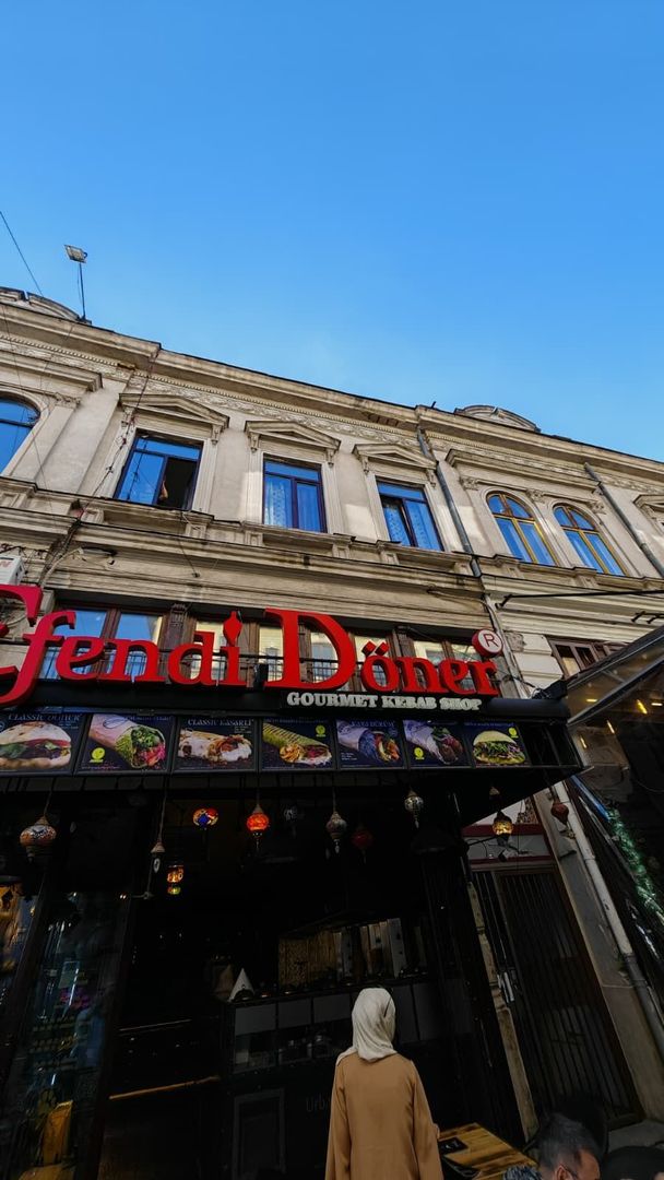 Garsonieră 40mp în Centrul Istoric – Str. Selari nr. 2, imobil fara risc seismic - Poză 2