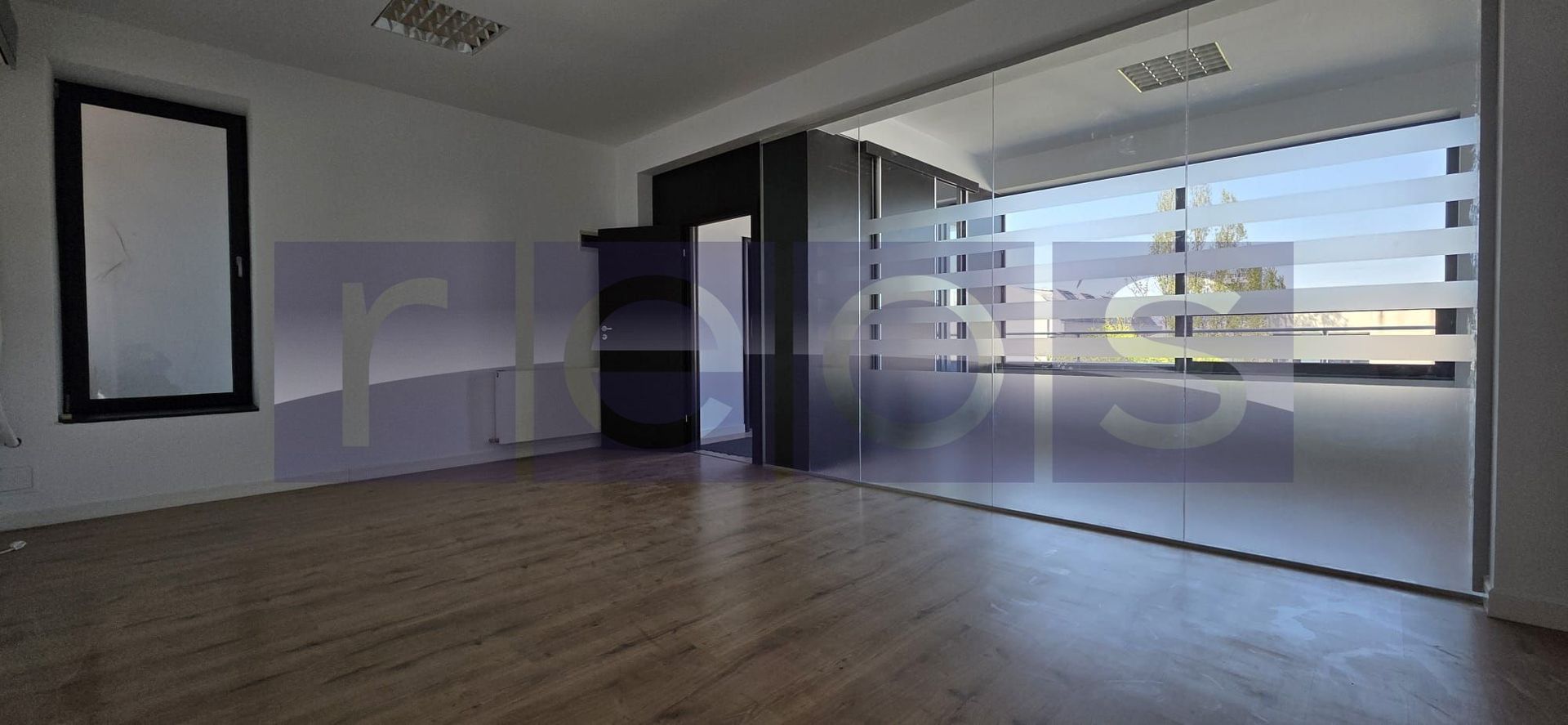 INCHIRIERE   APARTAMENT  4 CAMERE   DOROBANTI  130MP - Poză 3