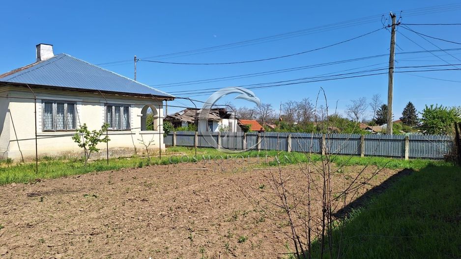 Casa/Teren ~ comuna Smeeni/BZ ~ teren 2878mp ~ Pret: 40.000€ - Poză 5