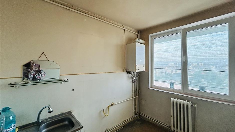 Apartament de vanzare 2 camere cu balcon mare și pivniță, zona Rahovei - Poză 12