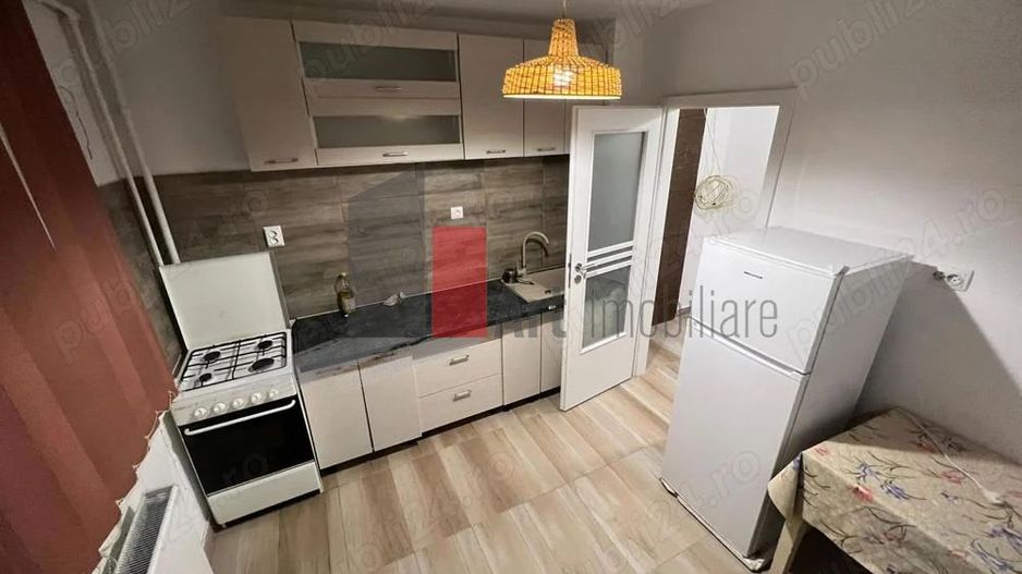 Apartmant cu 3 camere in zona Grivitei/1Mai/Piata Chibrit - Poză 3