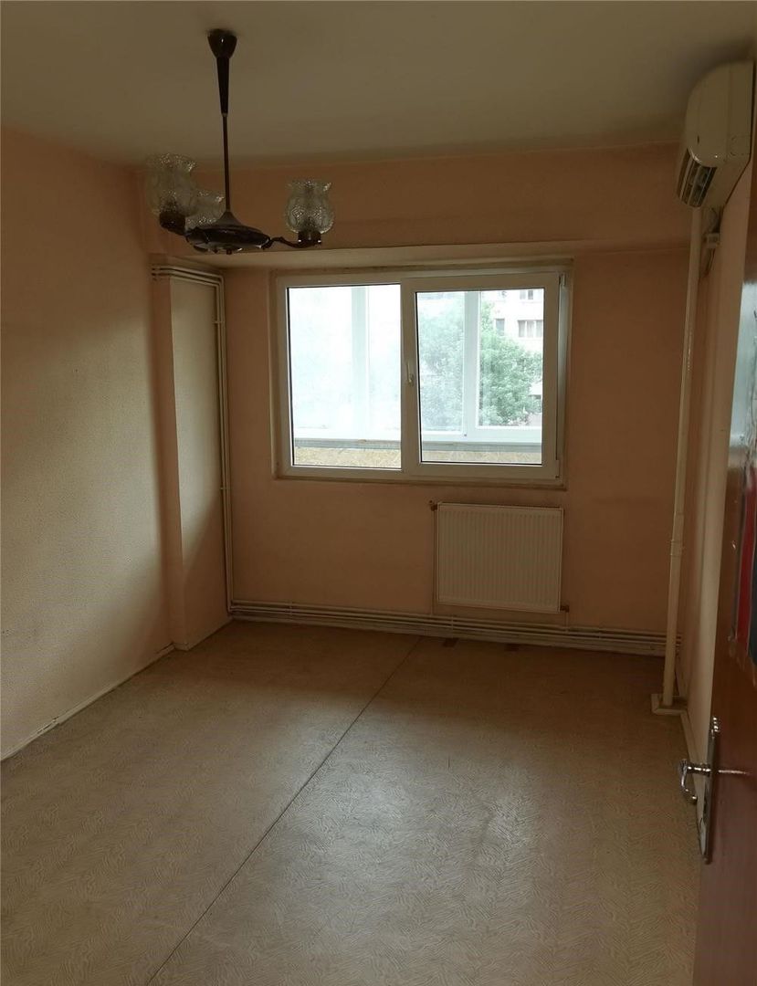 APARTAMENT 3 CAMERE LA BULEVARD | GORJULUI - Poză 6