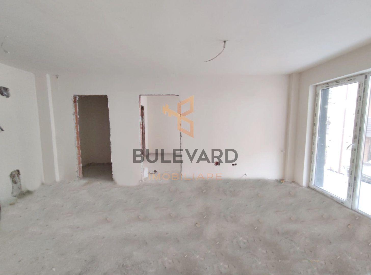 Apartament cu 2 camere + terasa de 12mp. zona strazii Sub Cetate! - Poză 3