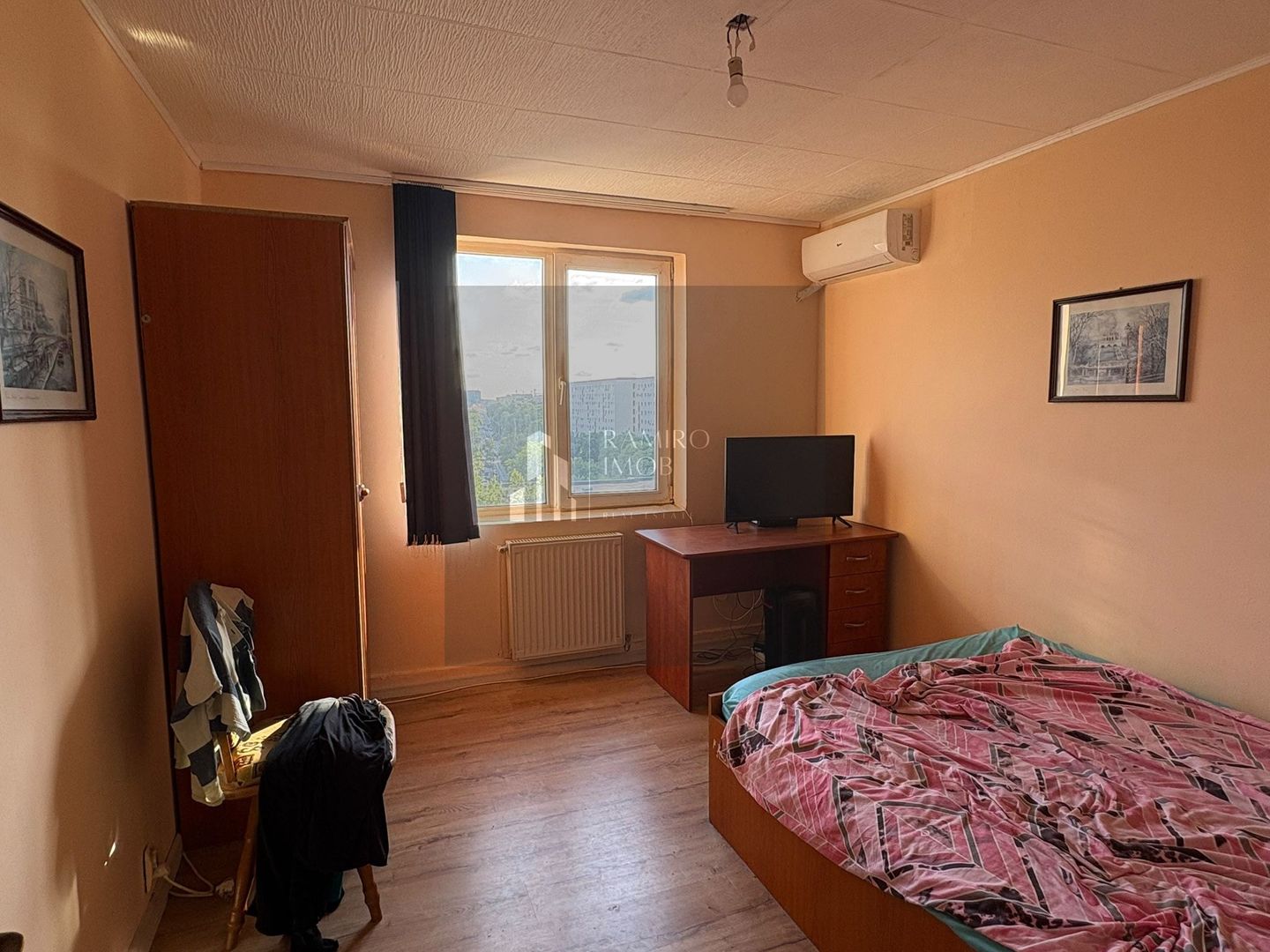 Apartament 3 camere decomandat -10 minute de metrou Aparatorii Patriei - Poză 2