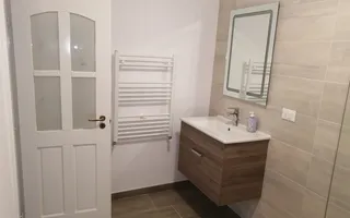 Vânzare apartament spatios,  in zonă ultracentrală - Poză 11