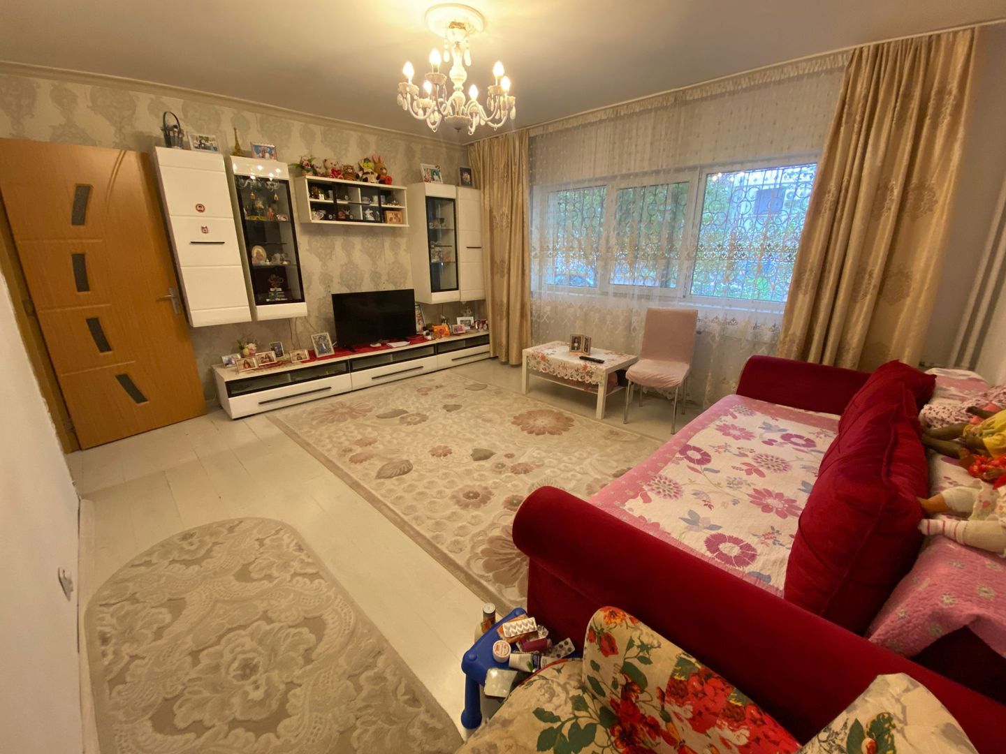 Apartament 3 Camere, Fizicienilor, SL5 - Poză 1