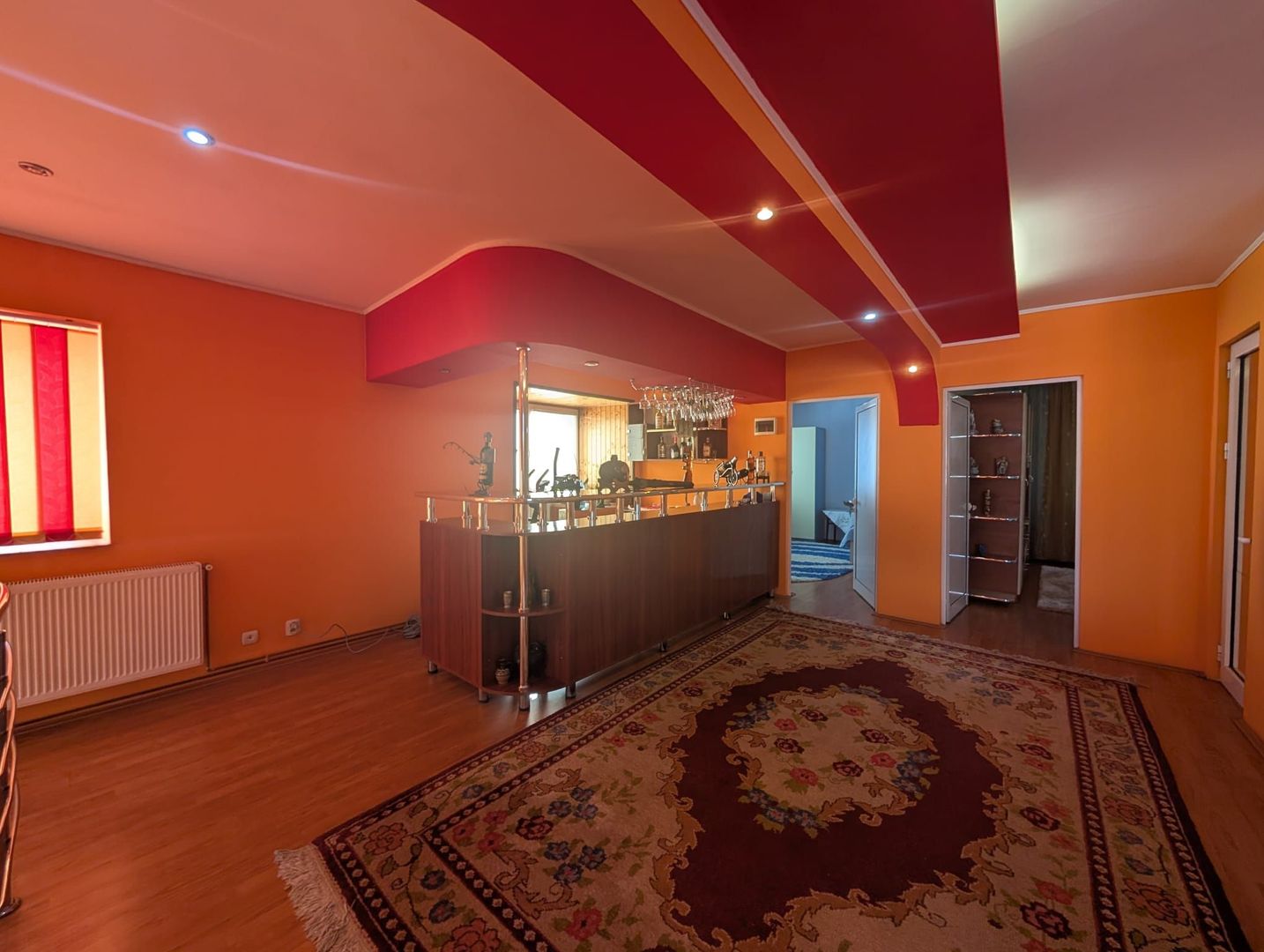 Vila spațioasă 6 camere cu teren generos – Ferentari – Preț excelent! - Poză 13