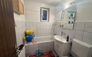 3 semidecomandate,  etaj 1, zona Supeco - 100 000 Euro - Poză 7