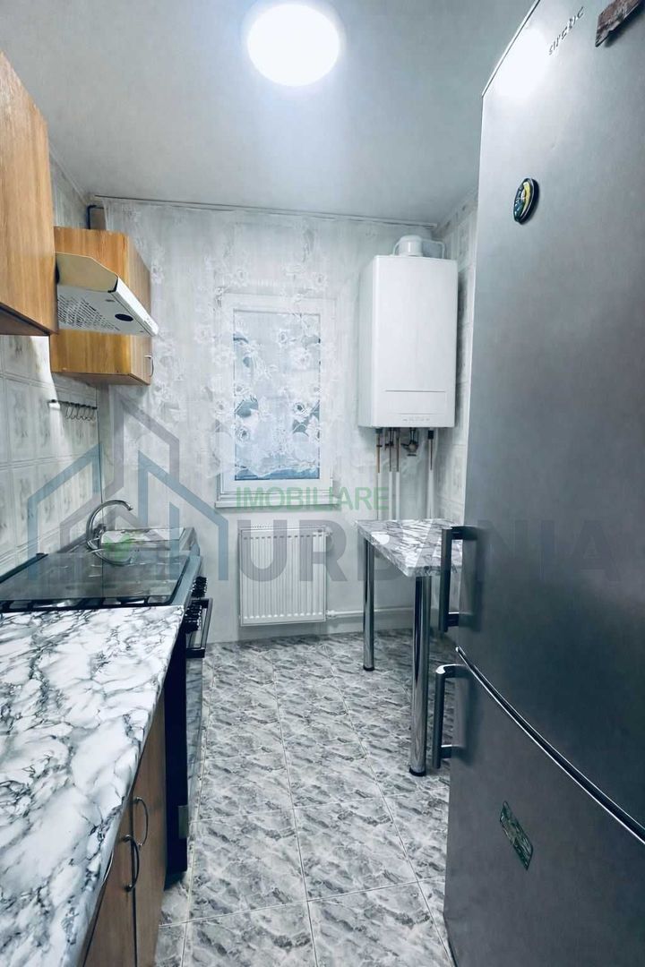 Apartament 3 camere - Poză 1