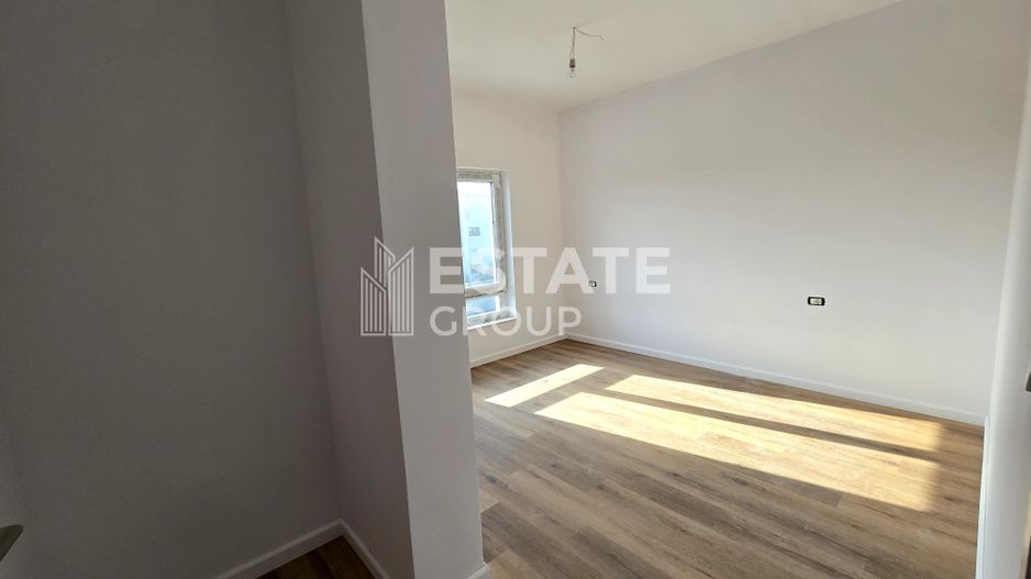 Duplex cu 5 camere despartit prin camera tehnica in Dumbravita - Poză 15