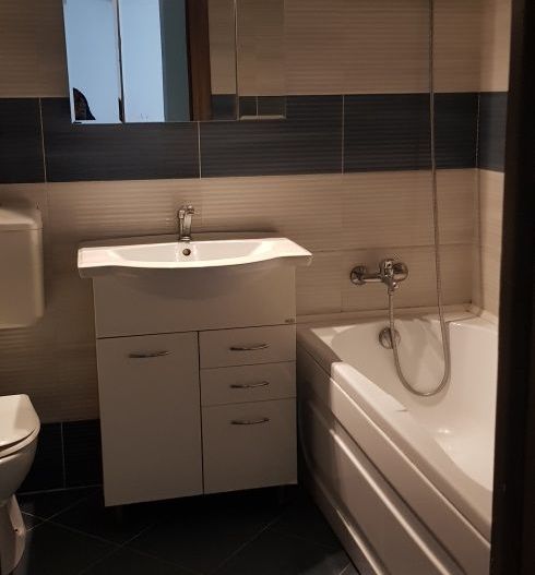 Apartament 2 camere, 64 mp, et. 2/6, centrala termica proprie zona Valea Oltului - Poză 2