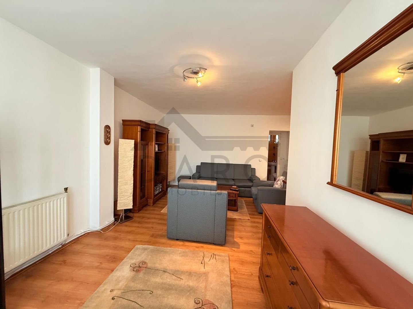 Închiriez apartament cu 2 camere in Tg Mureș, zonă centrală - Poză 4