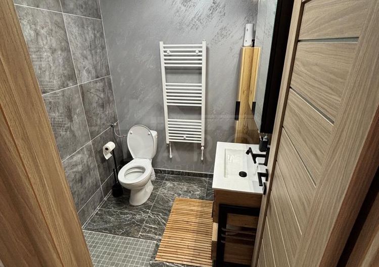 🏡 Case tip triplex de vânzare | 110 mp | Garaj | 126.000 € - Poză 2