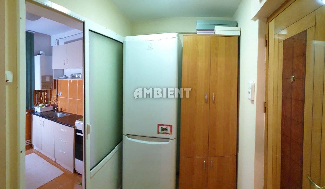 Apartament 4 camere, zona Centru; - Poză 4