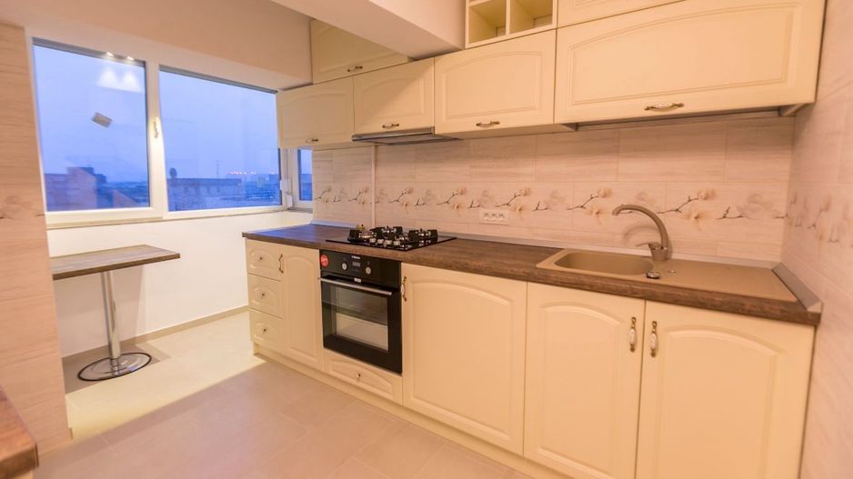 AP. 2 CAMERE P-TA ALBA IULIA, BUCATARIE INCHISA, MODERN, METROU 15 MIN - Poză 3