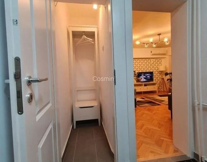 2 camere- cu vedere la Casa Poporului - Poză 10