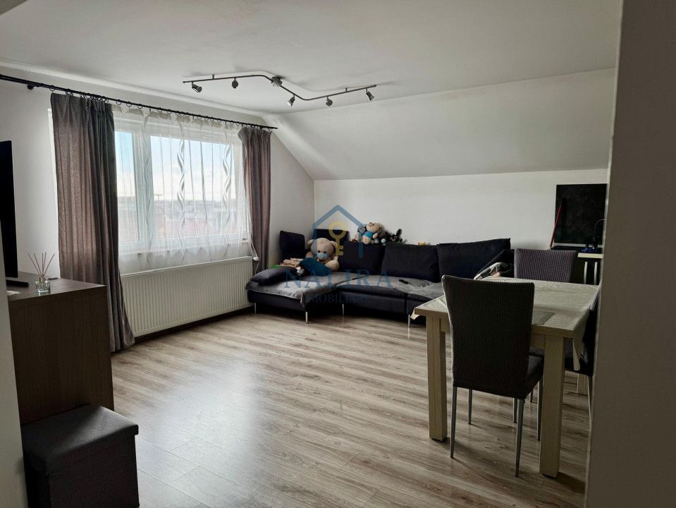 Apartament spatios de vanzare 3 camere Victoriei - Poză 4