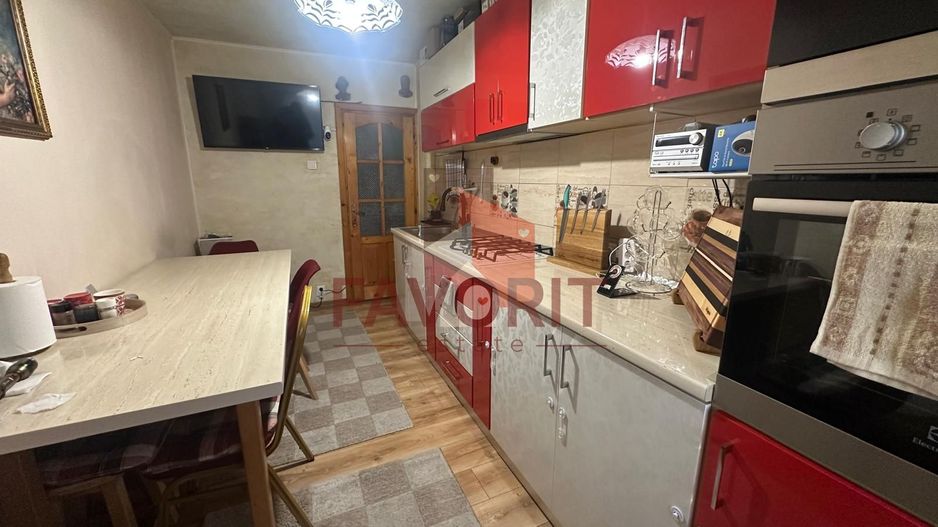 5 camere | etaj 1 | mobilat si utilat | ideal pentru inchiriere | - Poză 7