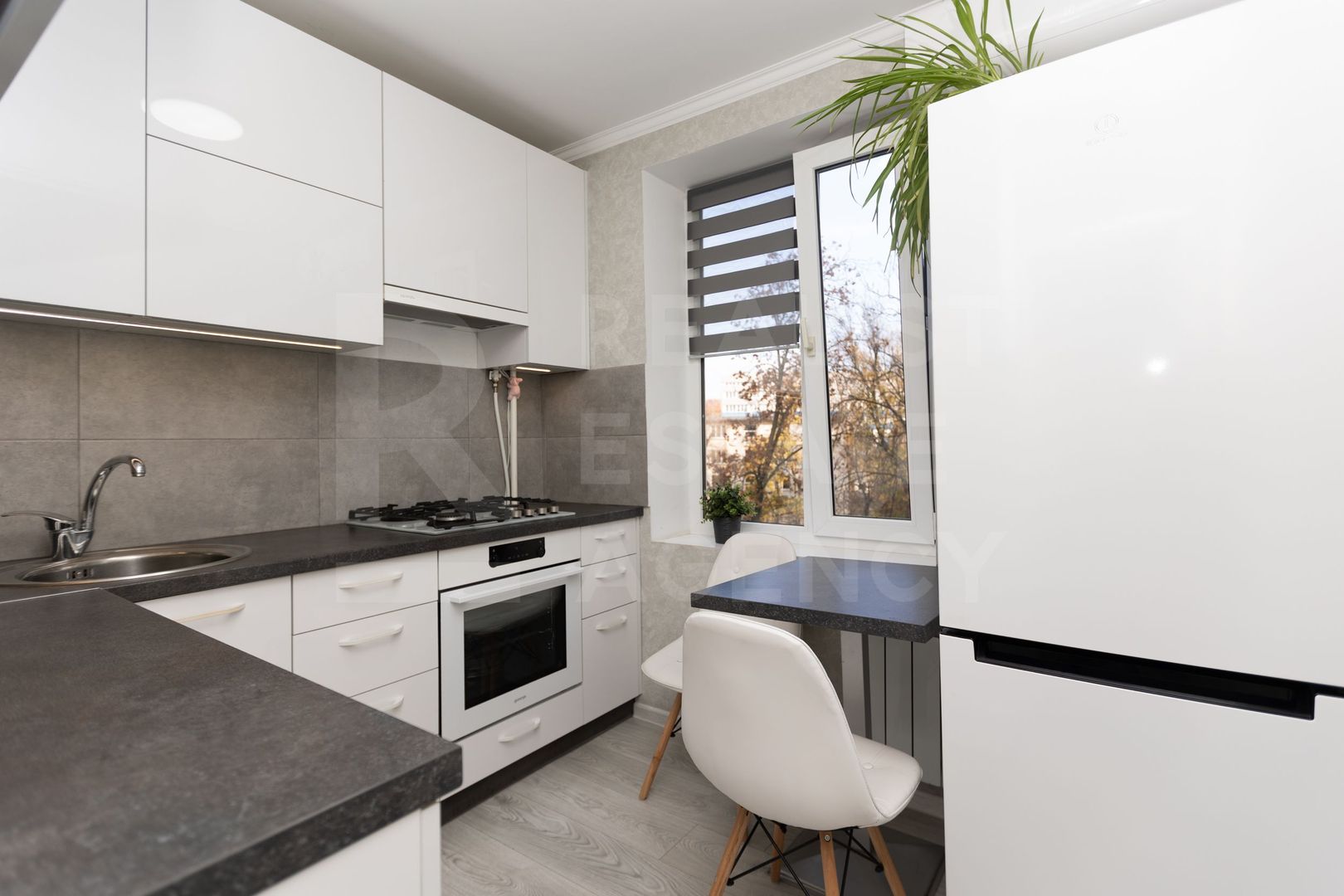 Vânzare, apartament, 2 camere, strada Alecu Russo, Râșcani - Poză 1