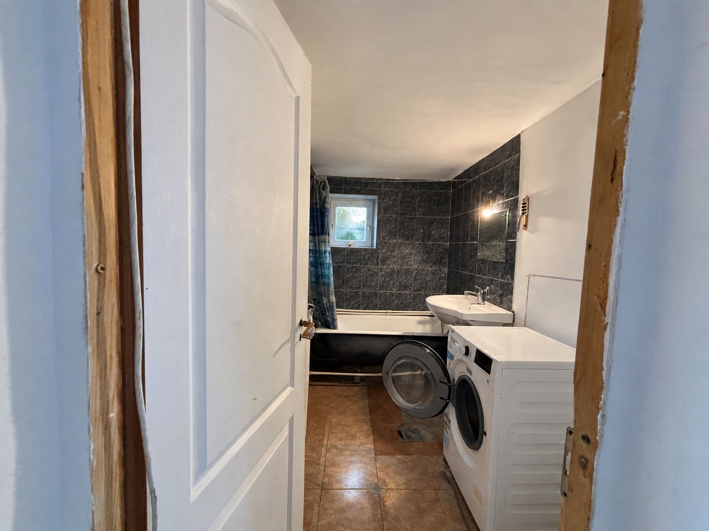 Casă cu teren 460mp | Valu lui Traian - Poză 12