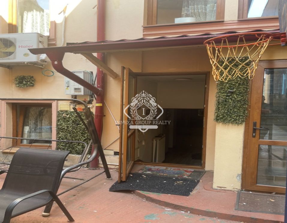 Dacia-Armeneasca I Doua case in aceeasi curte - Poză 4